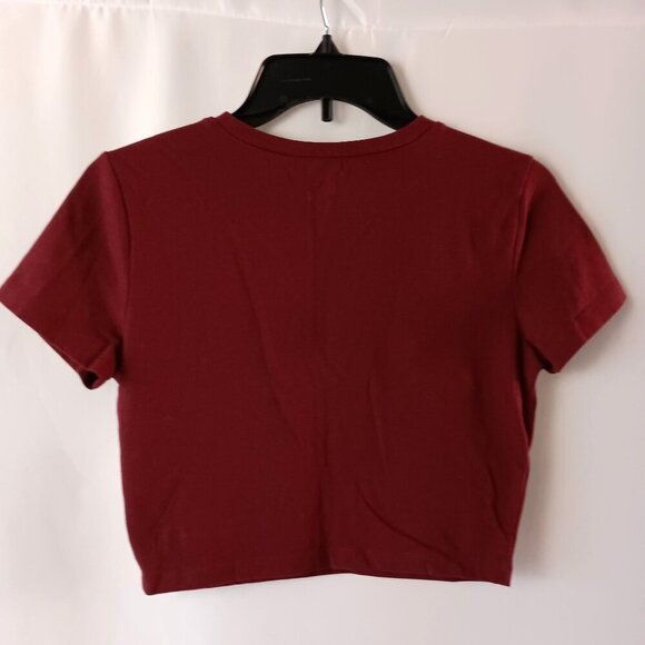 Wild Fable Crop Top Burgundy Size M Stretchy Cotton Blend Casual Short Shirt - Picture 5 of 5